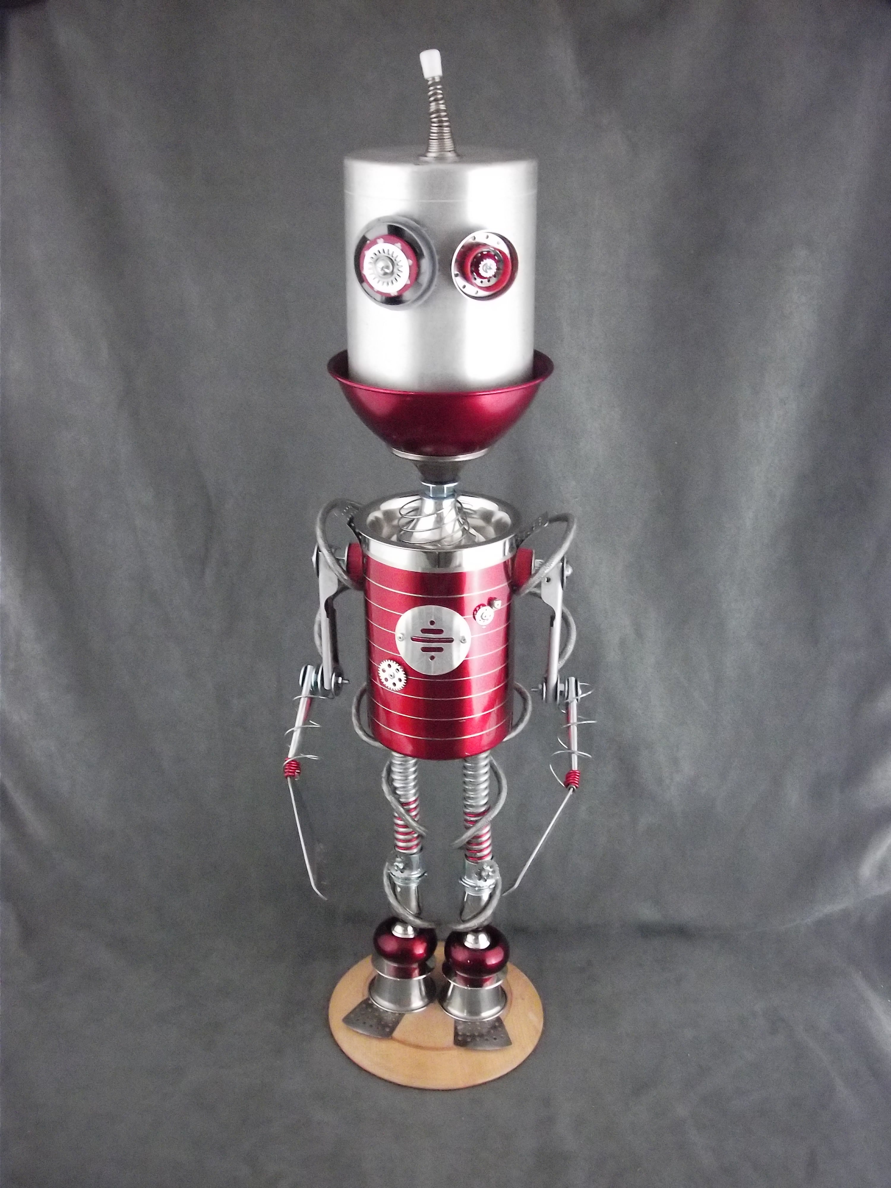 gibson  Recycled robot, Robot sculpture, Robot art